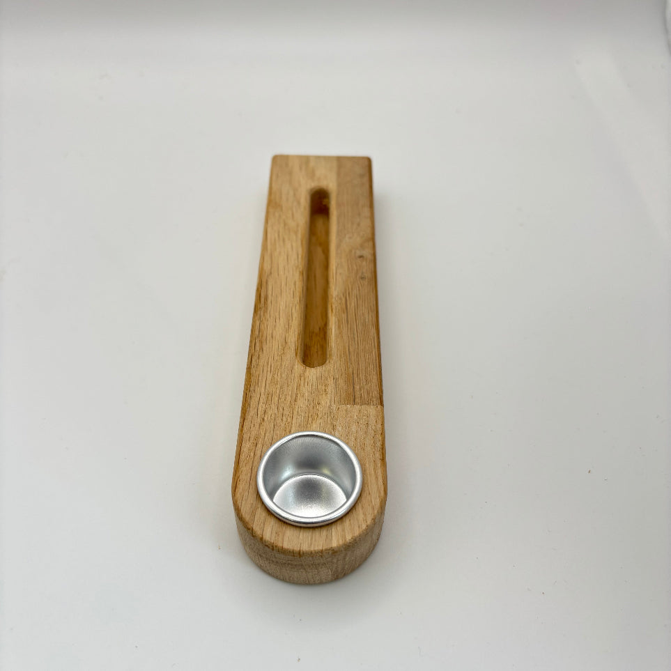 Sockel aus Eiche mit Kerzentülle und 85mm Schlitz