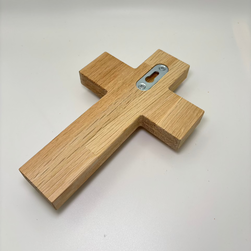 Kreuz aus Eiche
